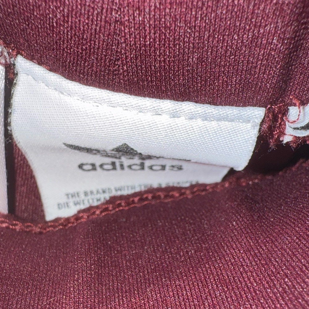 Adidas Small - image 4